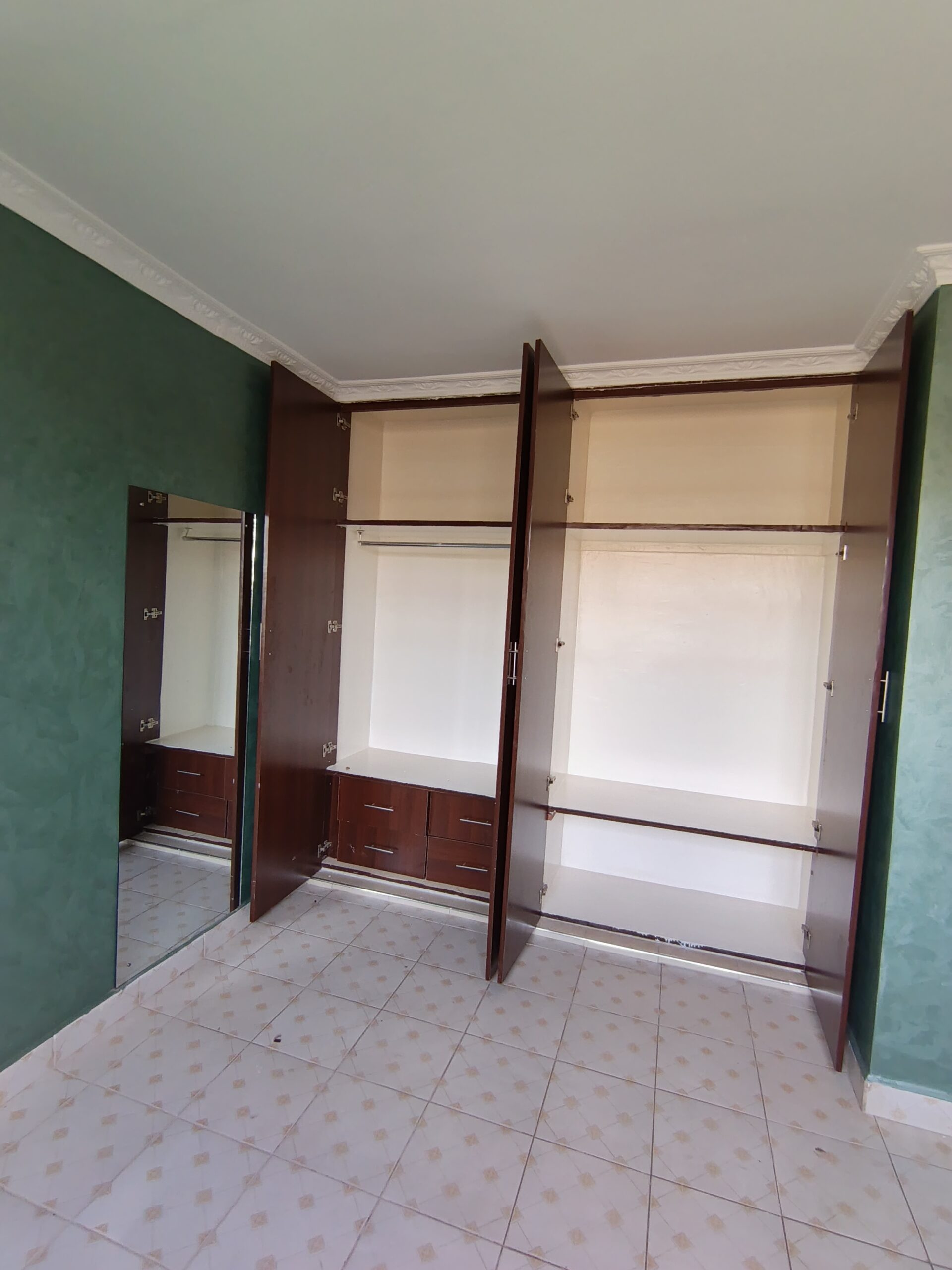 modern 2 Bedroom Apartment for Rent on Naivasha Road